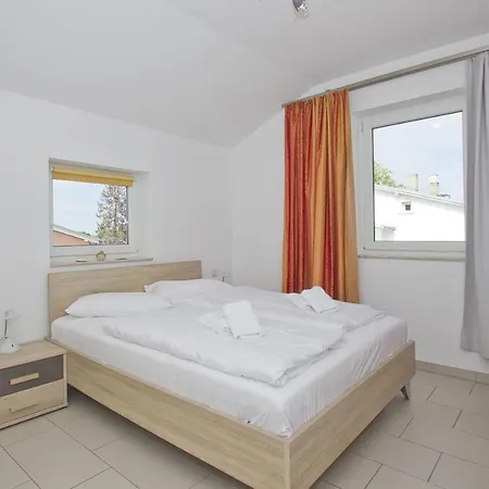 Appartement Traumhafter Meerblick, Schicke Mit Balkon - Fernsicht 12 Goehren (Ruegen)